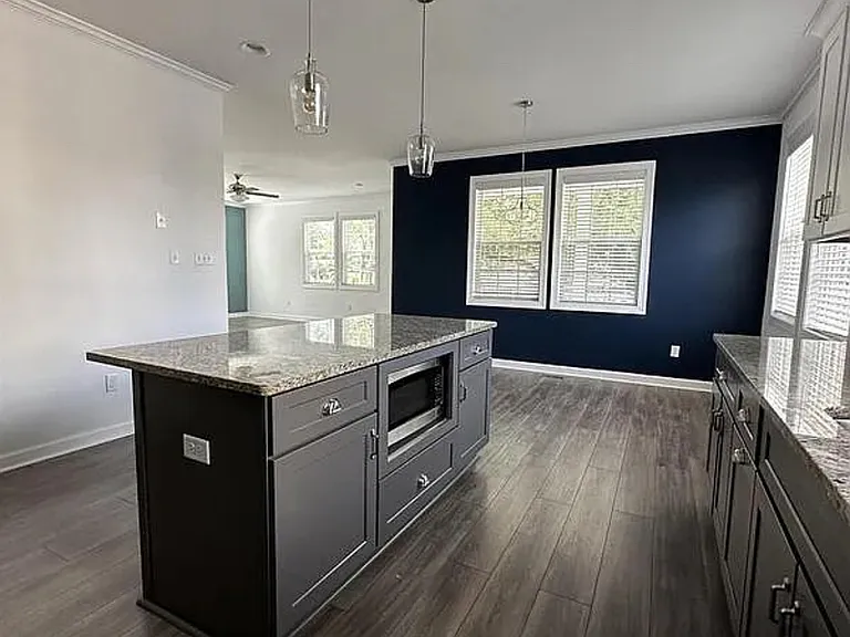 2714 Pleasant Ave — Photo 10