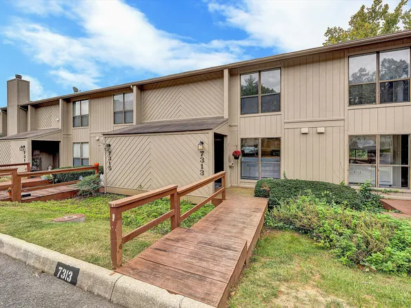 7313 Maple Ct, Roanoke, VA 24018