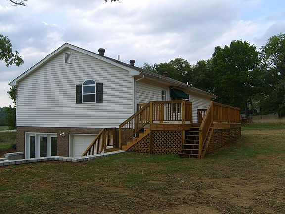 Back of House w/ deck
