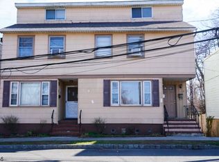 172 W Main St, Bound Brook, NJ 08805
