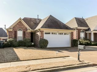 8599 Napoli Dr, Cordova, TN 38018