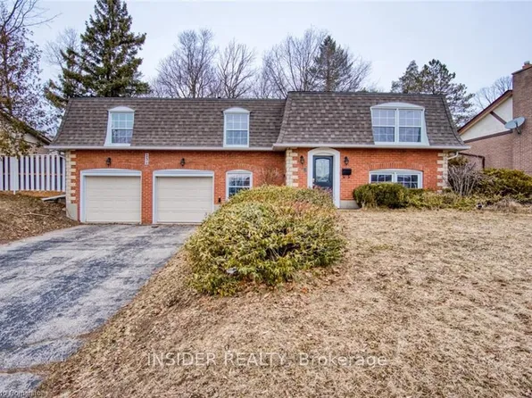 234 Shakespeare Dr, Waterloo, ON N2L 2T6