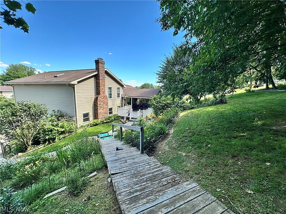 2nd image of 3225 Kingsridge Ct