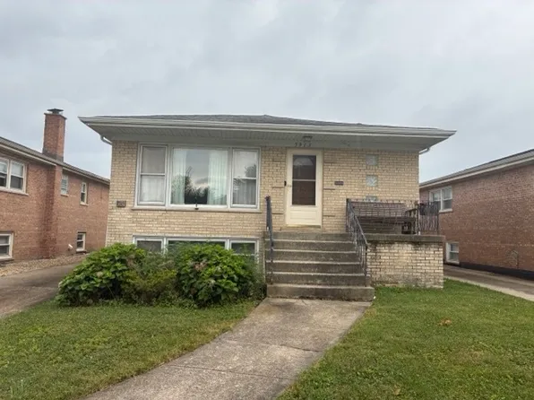 5913 W 89th St, Oak Lawn, IL 60453