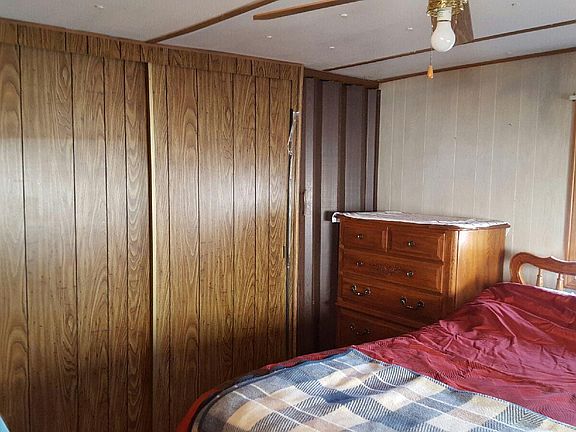 Bedroom in Main Cabin