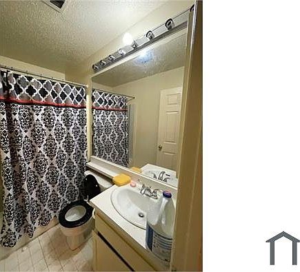 2nd image of 969 E 179th St #2