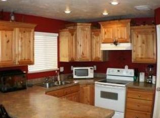 578 S Ensign Dr, Ammon, ID 83406