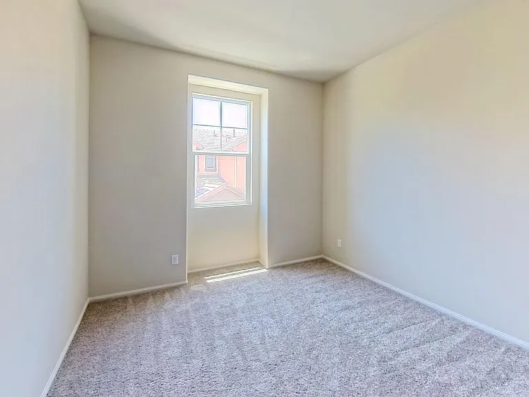 40186 Birchfield Dr #170 — Photo 16