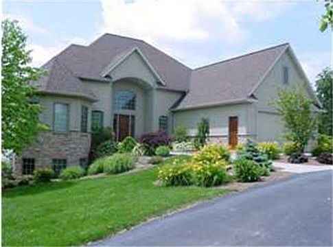 3rd image of 6859 Chandler Woods Dr NE