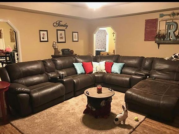 2nd image of 254 River Bluff Dr W