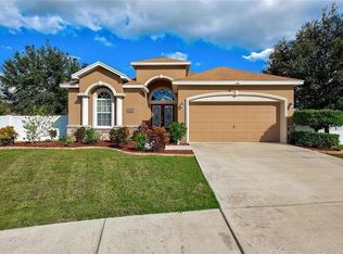 6519 Twin Bridges Dr, Zephyrhills, FL 33541