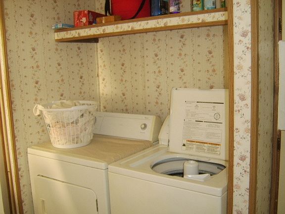 4th image of 4657 Schwinn Dr