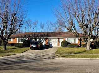 3137 Benchwood Rd, Dayton, OH 45414