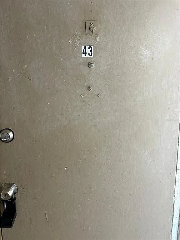 2 bed, 1.0 bath, 625 sqft, $825 — Photo 2