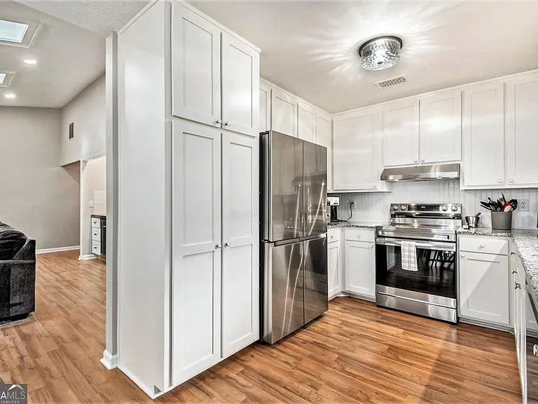 1118 Capital Club Cir — Photo 12