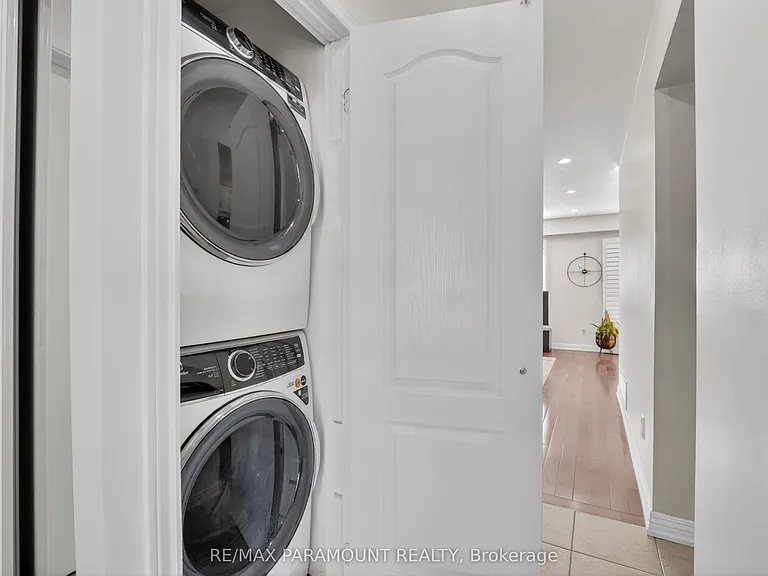 32 Fanshawe Dr — Photo 18