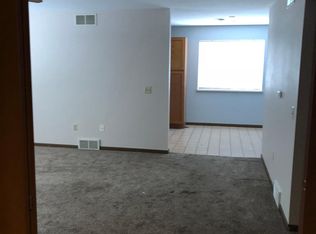 140 Veterans Rd, Stoughton, WI 53589