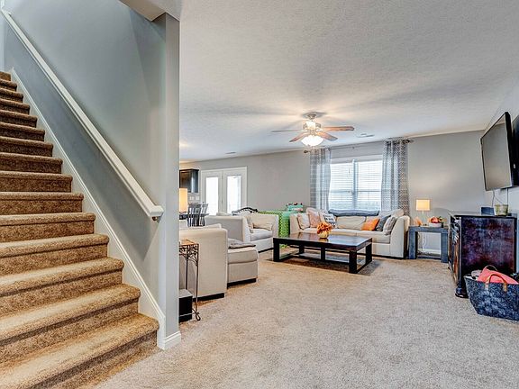 3rd image of 2966 Summer Point Ct