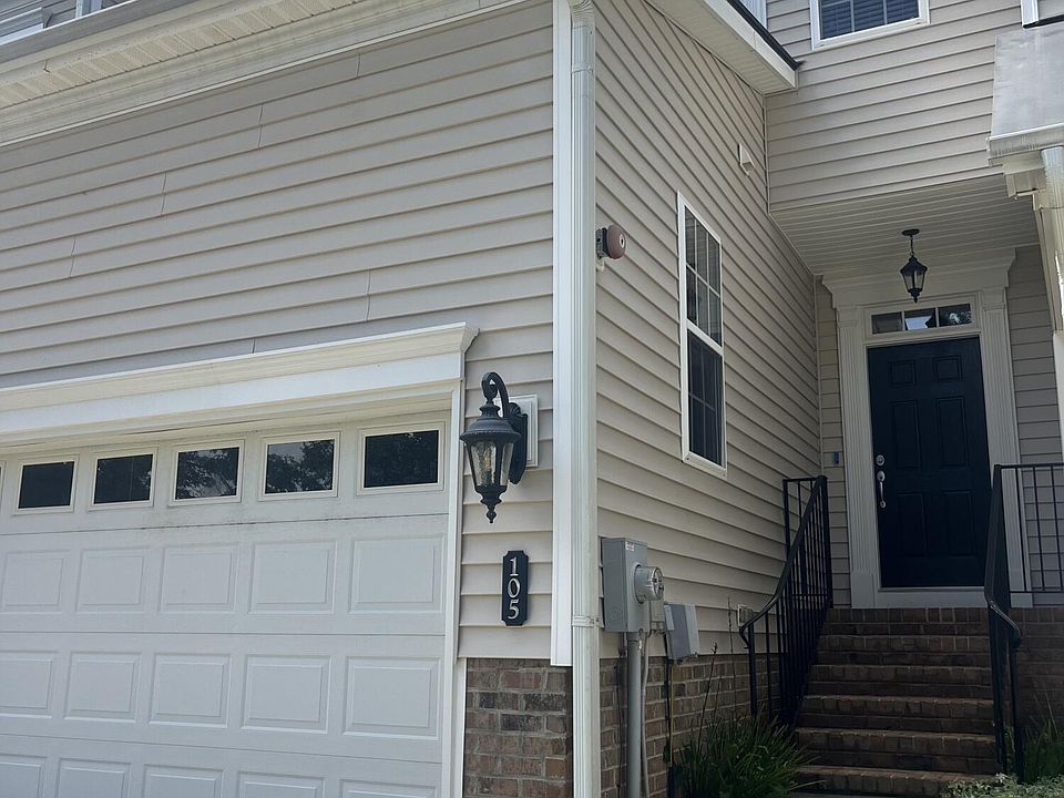 2nd image of 105 Jones Creek Pl