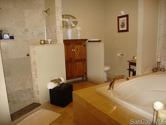 4th image of 14664 Calusa Palms Dr