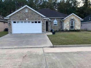 125 Mystic Dr, Lumberton, TX 77657