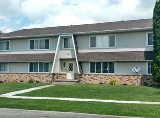 1117 Ravenwood Rd APT 2A, Waterloo, IA 50702