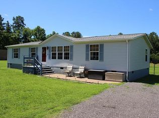 5710 New Point Comfort Hwy, Susan, VA 23163