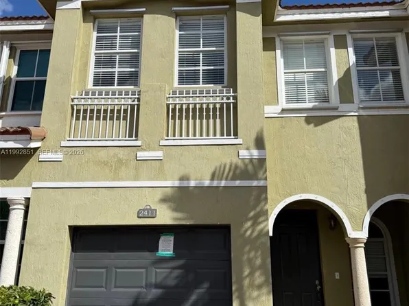 2411 SE 14th St, Homestead, FL 33035
