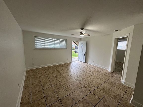 5th image of 305 N Hullen St APT A