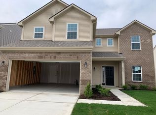 5028 Wildflower Dr, Whitestown, IN