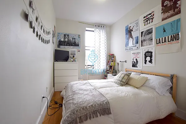 Rented by null | media 5