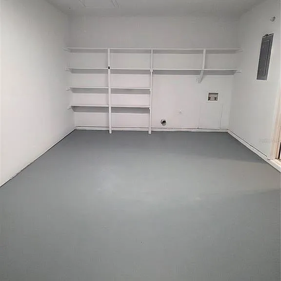 743 E Alfred St — Photo 15