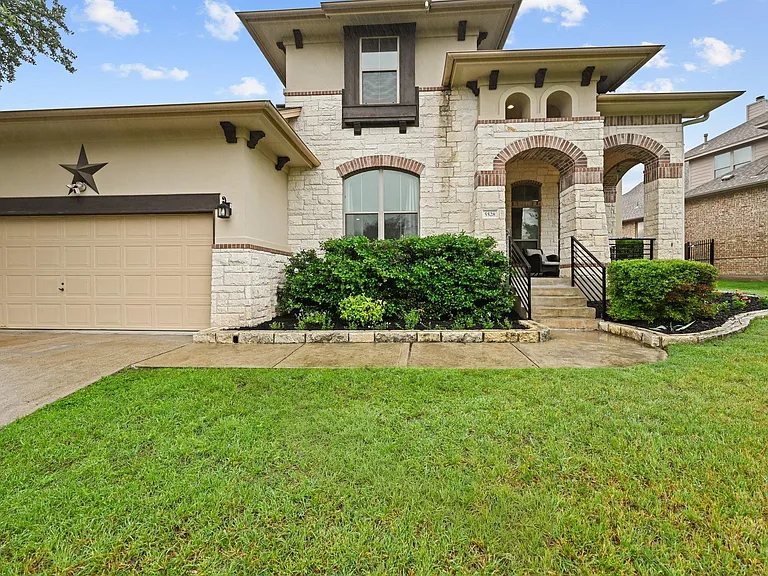 5528 Wild Foxglove Rd — Photo 1