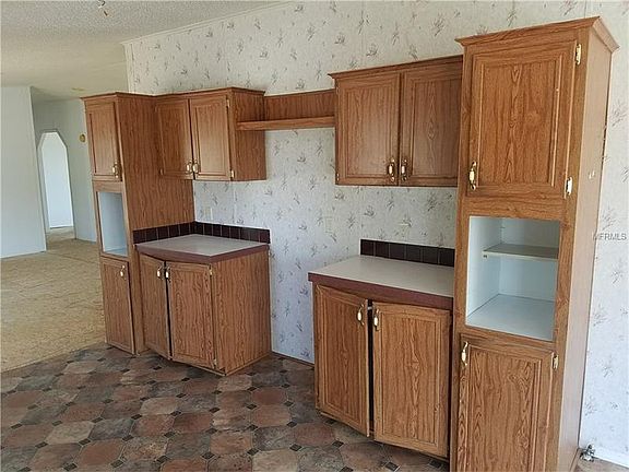 3rd image of 252 Citrus Highlands Dr E