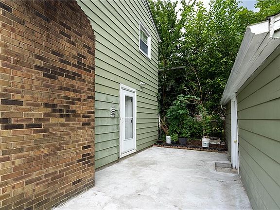 4th image of 2830 Northland St