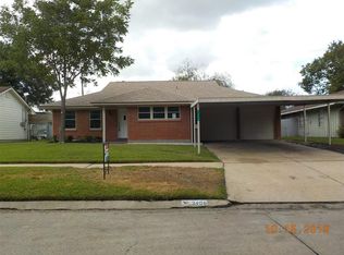 2406 Blueberry Ln, Pasadena, TX 77502