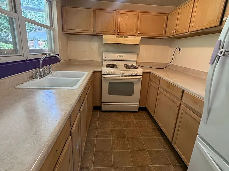 67 Seminole Ave — Photo 1
