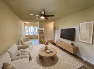 2828 3rd St, Santa Monica, CA 90405