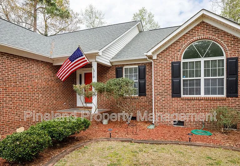 310 Timber Ridge Dr — Photo 3