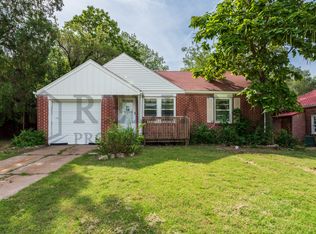 4015 E Regents Ln, Wichita, KS 67208