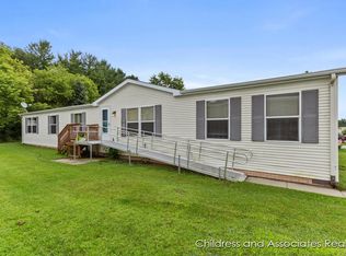 7372 Woods Edge Dr NE, Belmont, MI 49306