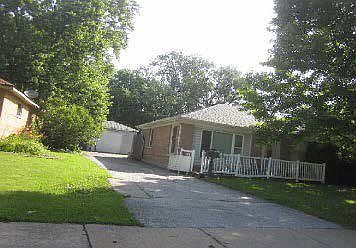 1st image of 334 Minocqua St