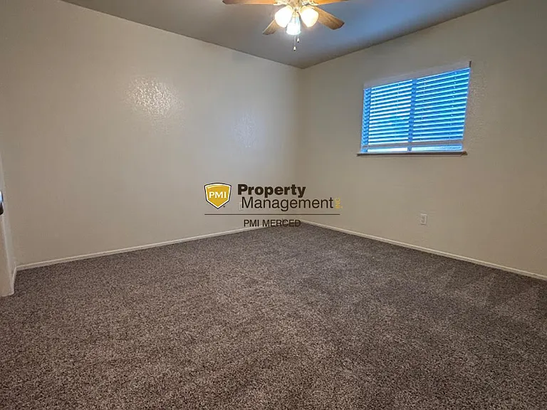 419 Cinnamon Ln — Photo 11