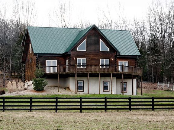 3rd image of 685 Red Cedar Ln