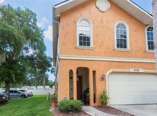 8702 Jasmeen Garden Ct, Tampa, FL 33615