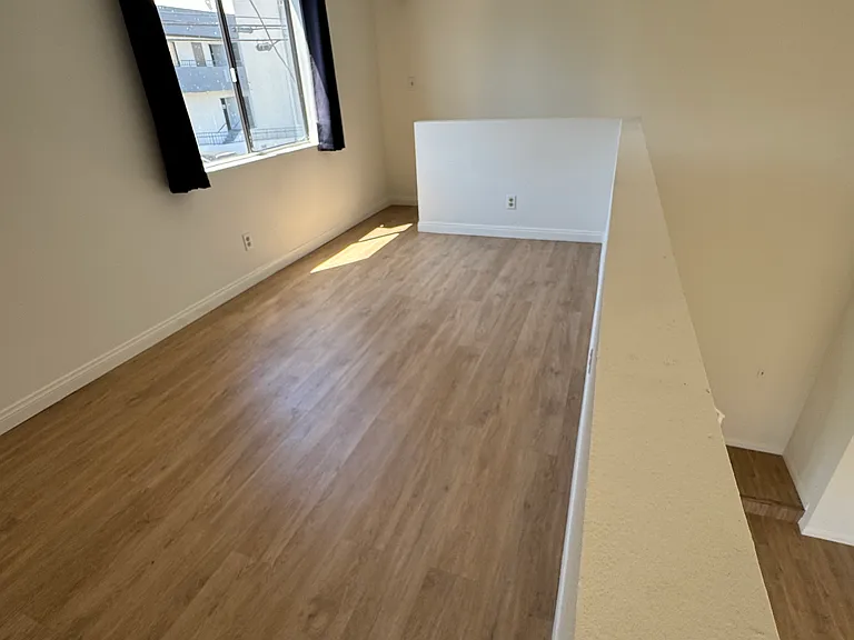 1625 Glendon Ave #7 — Photo 9