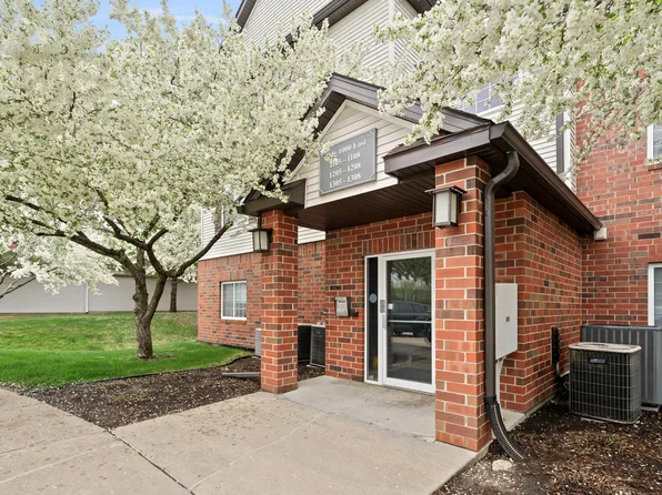 6440 Ep True Pkwy Unit 1108, West Des Moines, IA 50266