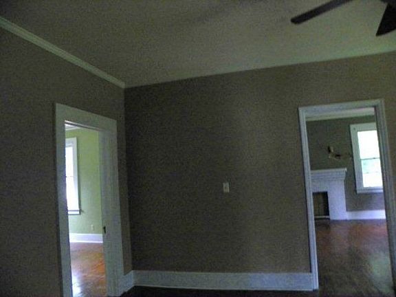 4th image of 1810 Marion Ave