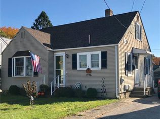 27 Kelton St, Pawtucket, RI 02861