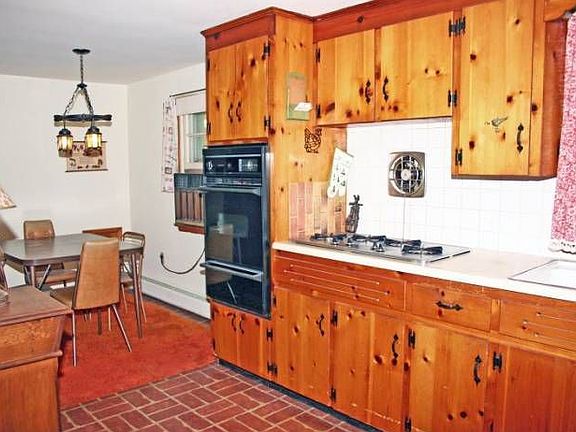 Kitchen 1